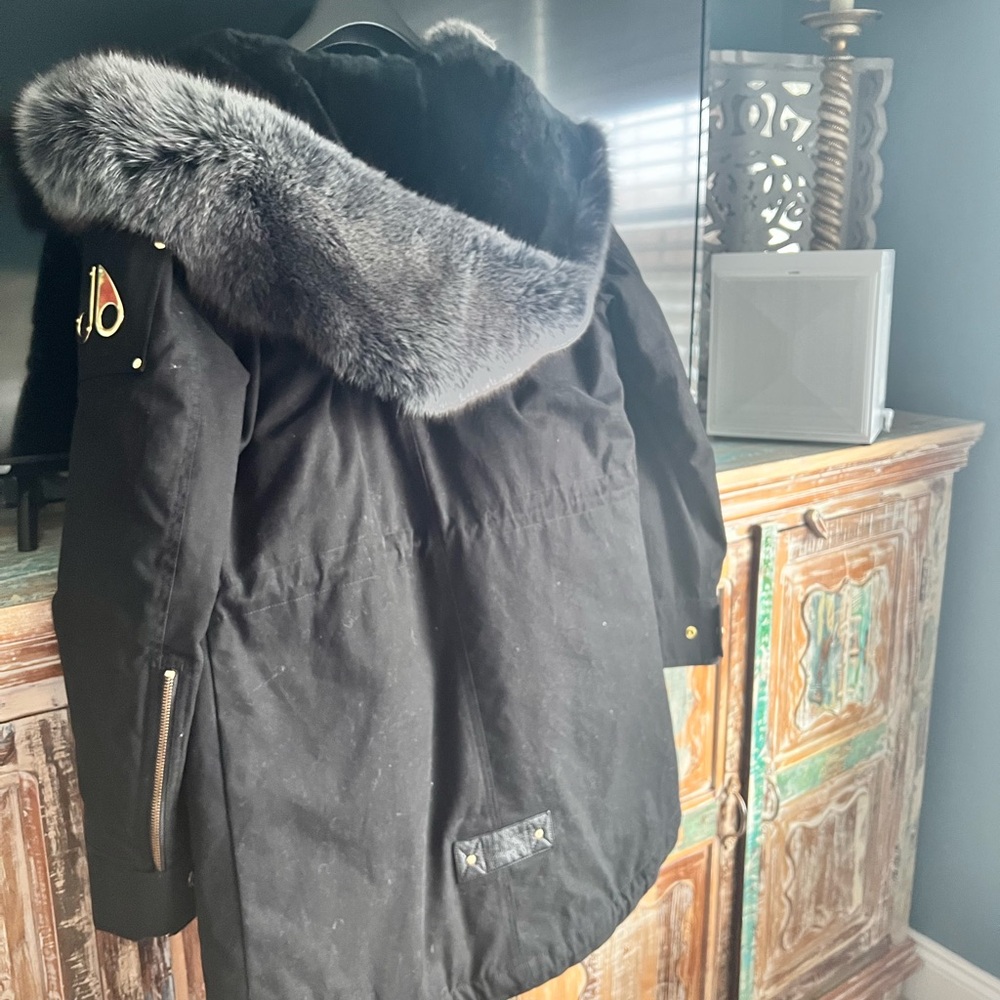 Moose knuckles, real fur hood and trim - Picture 3 of 8